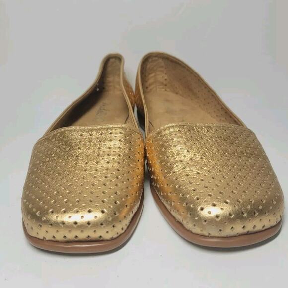 MICHELLE D SIZE 7 Remmy Leather Ballet Flat Gold Square Toe - Picture 8 of 10